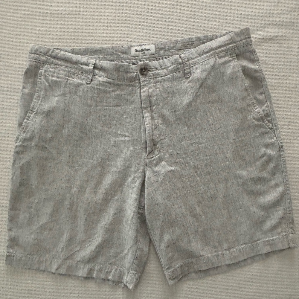 Goodfellow & Co Light Gray Linen-Blend Flat Front Men’s Shorts